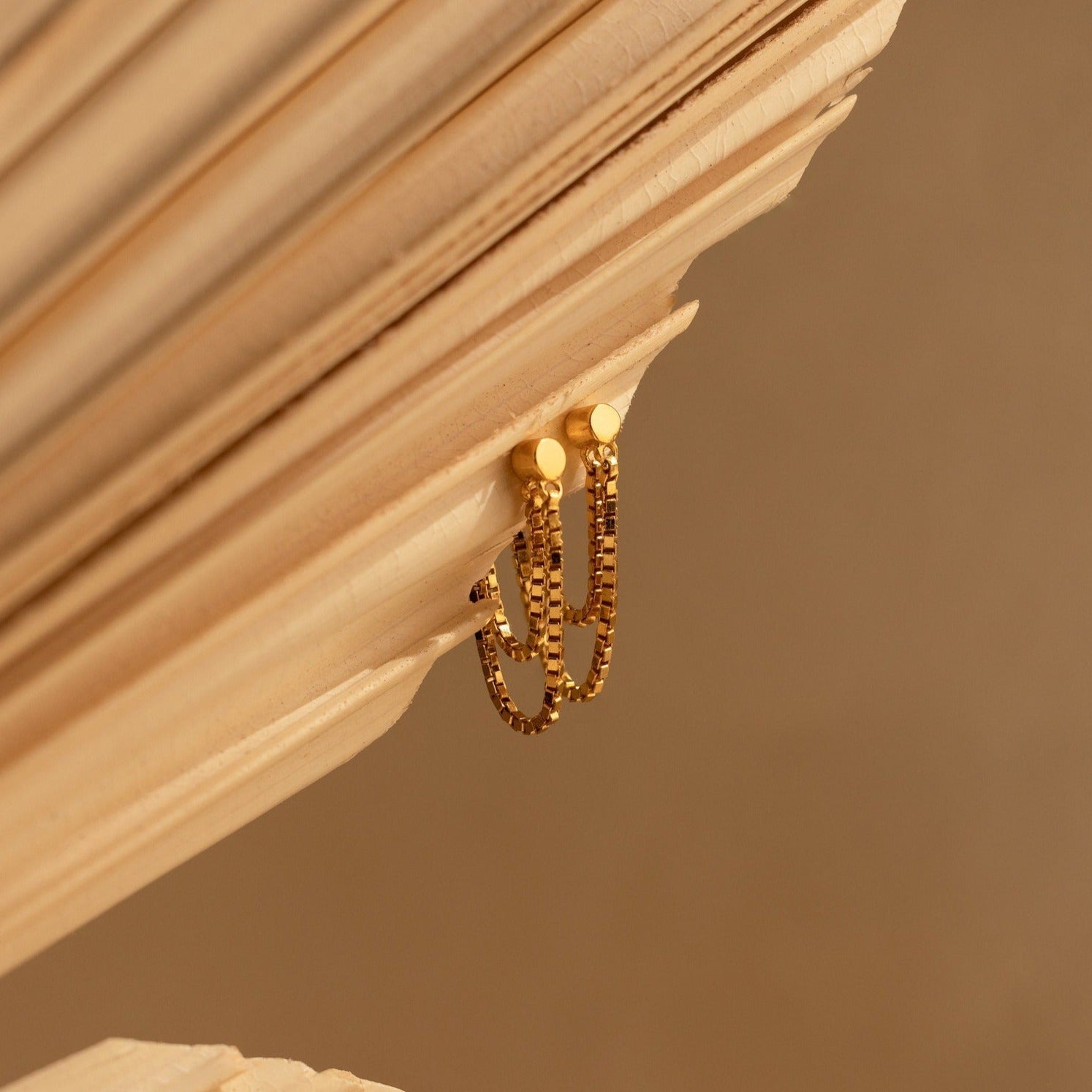 Flatback Chain Earrings 18K Gold